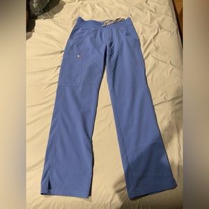 Figs Scrubs Set in Ceil Blue (top XXS and bottom XXSP)